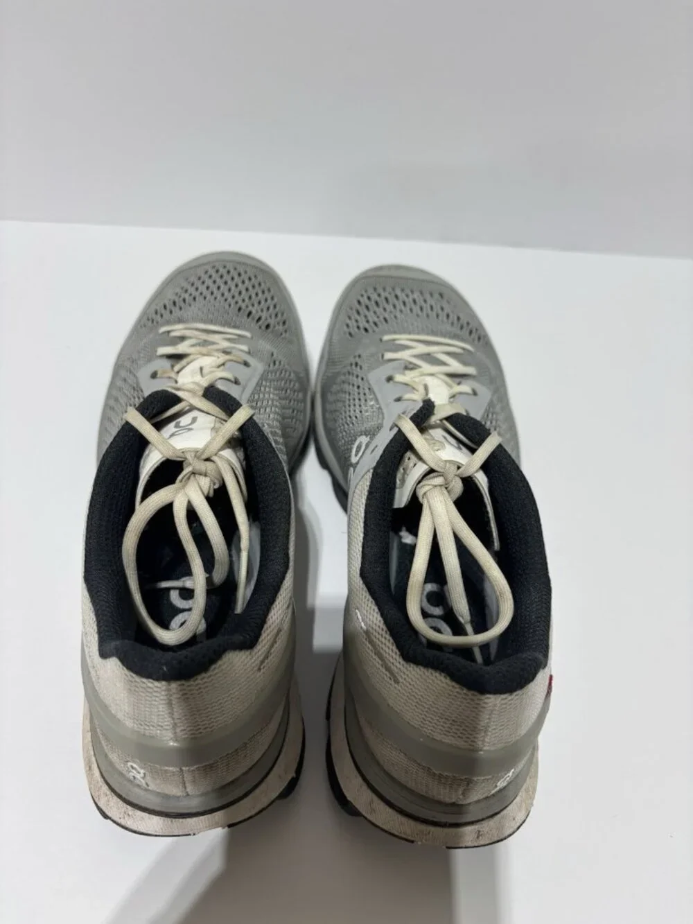 On Women’s Cloudsurfer Running Shoes Glacier Grey, Size 8 M